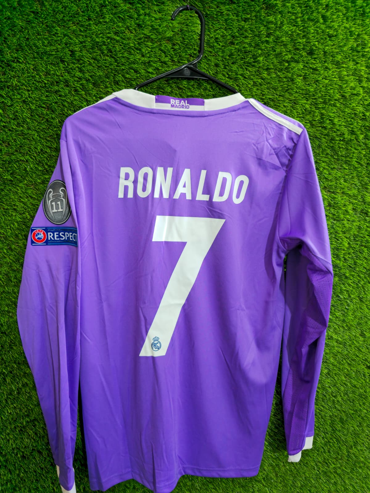 Real Madrid 16/17 Away Final Champions(Ronaldo)