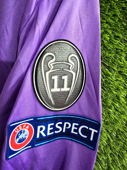 Real Madrid 16/17 Away Final Champions(Ronaldo)